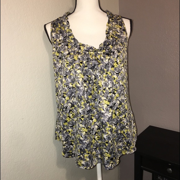 🍍Luna Tiks || Racerback Ruffled Tank. Large - Picture 3 of 5